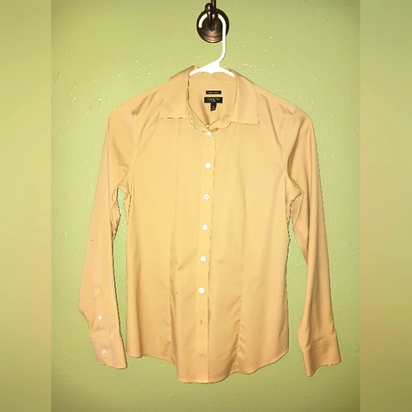 TALBOTS NON-IRON SHIRT, Size 2P - Picture 2 of 6